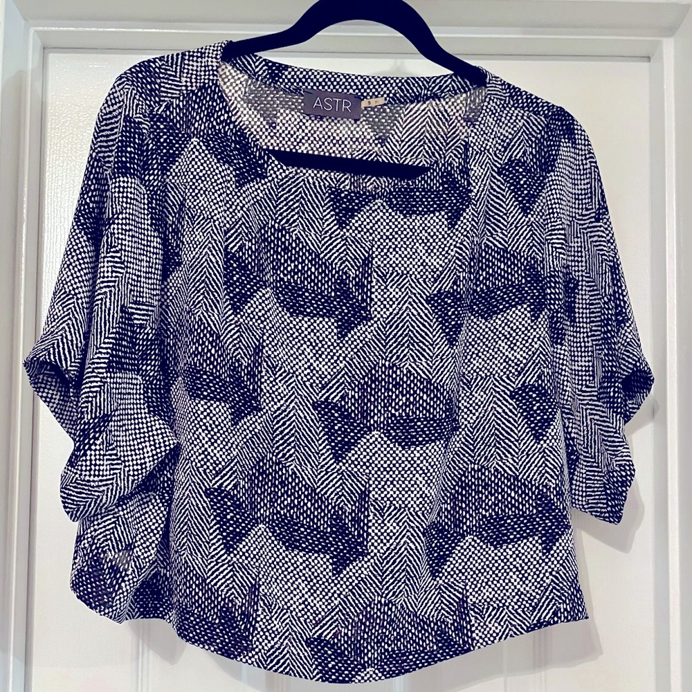 Navy blue patterned short sleeve blouse